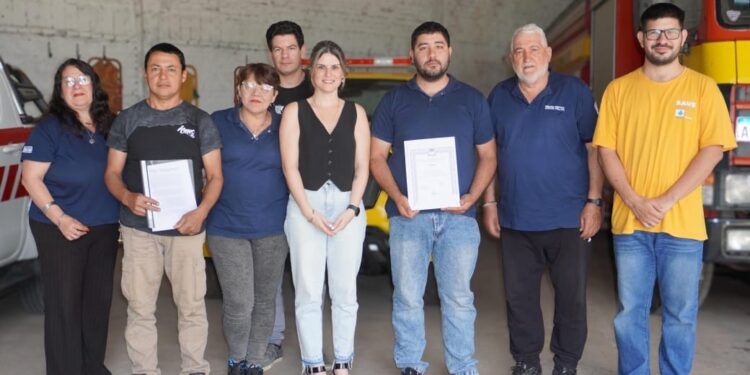 Mancini acompaña a los Bomberos Voluntarios de Las Toscas en la gestión del Programa Brigadier.