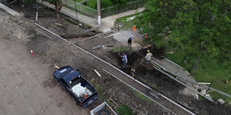 El Gobierno Provincial transforma la avenida principal de Hardy.