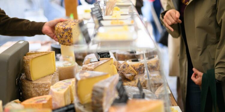 Santa Fe exporta calidad: cuatro representantes competirán en el World Cheese Awards 2025.
