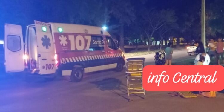 VILLA OCAMPO: UNA MUJER FUE TRASLADADA AL HOSPITAL TRAS UN ACCIDENTE NOCTURNO.