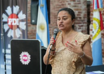 Provincia impulsa la prevención de delitos digitales que afectan a niñas, niños y adolescentes.