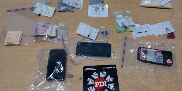 Rafaela: la PDI detuvo a un hombre con más de 500 dosis de éxtasis y ketamina en un control vial.