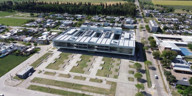 Provincia inaugura mañana en Rafaela el hospital más moderno de la Argentina.