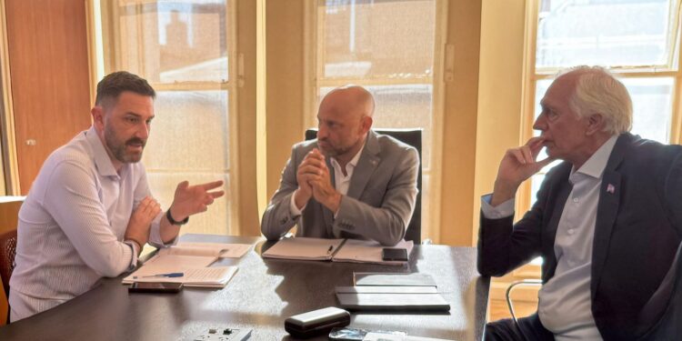 Santa Fe y Entre Ríos coordinan por primera vez la regulación de la pesca en el Paraná.