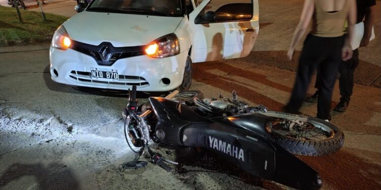 Las Toscas: SINIESTRO VIAL EN INTERSECCIÓN DE CALLE 15 Y RUTA 11.