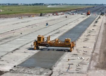 Con 82 % de avance en la pista, el Aeropuerto de Rosario palpita la reapertura con más de 50 frecuencias semanales a destinos internacionales.