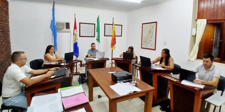 Villa Ocampo: Concejo Municipal: PARTE DE PRENSA SESIÓN ORDINARIA (26/11/25)