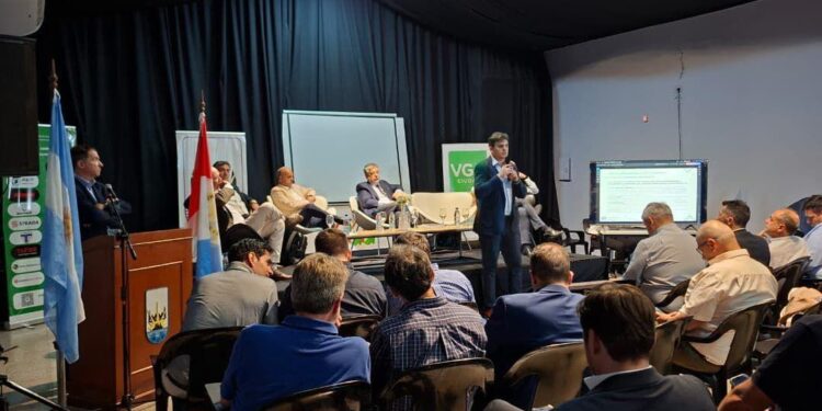 Puccini: “Santa Fe es la provincia más preparada para lo que viene en petróleo, gas y minería”.