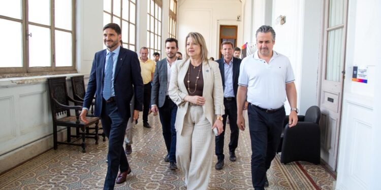 Plan Bandera: Pullaro y Cococcioni recibieron a la flamante ministra Monteoliva.