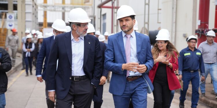 Pullaro: “Tenemos el foco puesto en el modelo productivo y la potencialidad de Santa Fe”.