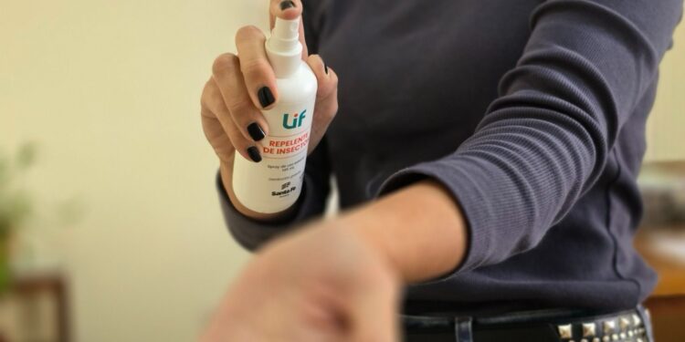 A través de un consultorio especializado, Provincia brinda recomendaciones para quienes viajen al exterior o a otras provincias.