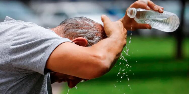 Altas temperaturas: Provincia recuerda las claves para prevenir el golpe de calor.