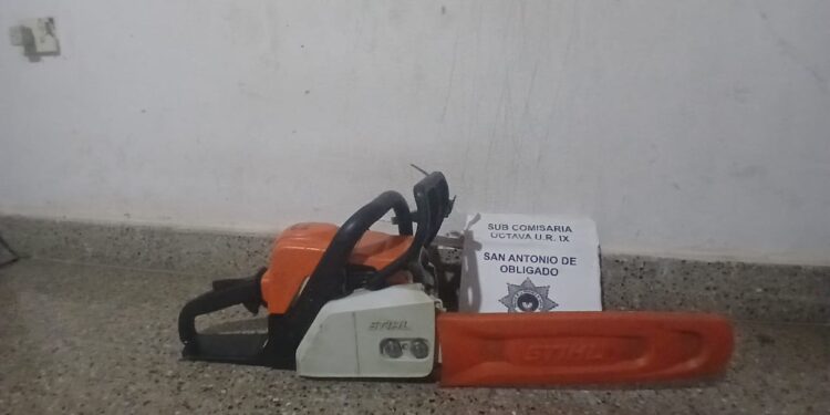 SAN ANTONIO DE OBLIGADO: RECUPERAN MOTOSIERRA ROBADA TRAS PATRULLAJE POLICIAL.