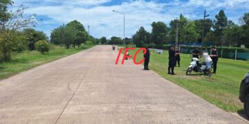 Accidente de tránsito en Las Toscas: una mujer resultó lesionada tras la caída de una motocicleta.