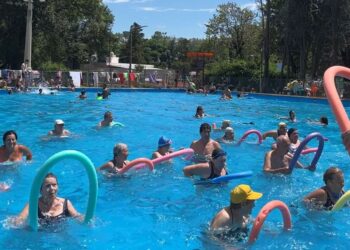 Actitud Verano 2026: Provincia puso en marcha las colonias de verano para personas mayores.