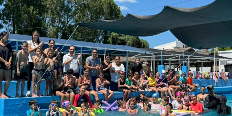 VILLA OCAMPO: COMENZÓ LA COLONIA DE VACACIONES EN EL JOCKEY CLUB.