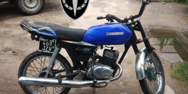 RECONQUISTA: APREHENDIDO TRAS INTENTAR FUGARSE EN MOTOCICLETA Y RESISTIR A LA AUTORIDAD.