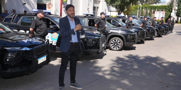 Pullaro: “Con valentía, decisión, inversión y método logramos que 2024 y 2025 fueran los años menos violentos del siglo en Santa Fe”.