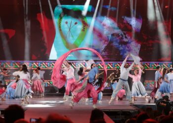 La Delegación Oficial Santafesina deslumbró y fue aplaudida de pie en el Festival de Folclore de Cosquín.