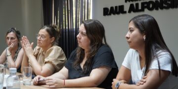 La Defensoría del Pueblo de la Provincia de Santa Fe desarrolló este jueves una agenda de actividades en la ciudad de Villa Ocampo, con la participación de autoridades provinciales y locales.