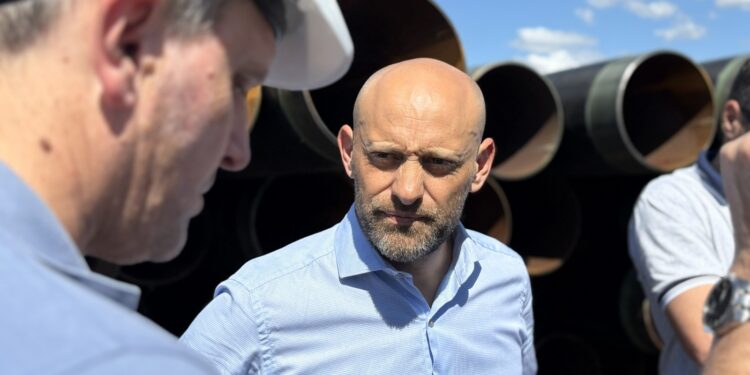 Provincia gestiona ante Enarsa la cesión del sistema de distribución de gas para abastecer a ocho localidades del norte santafesino.