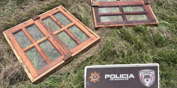 VILLA OCAMPO: RECUPERAN VENTANAS SUSTRAÍDAS EN UN HECHO DE HURTO.