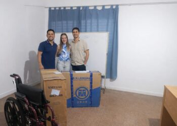 La Municipalidad de Villa Ocampo incorporó tres sillas de ruedas. para personas con discapacidad.