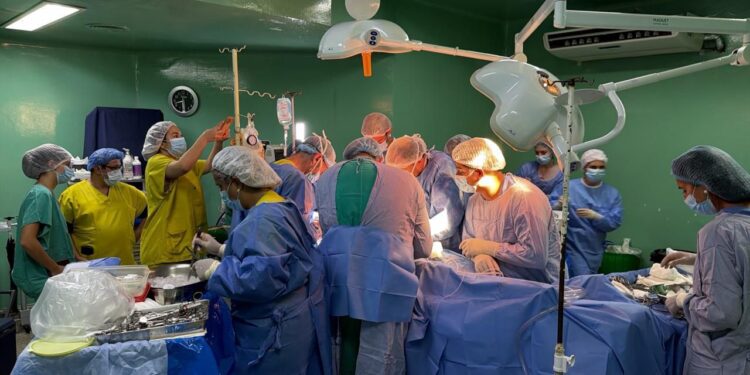 Una donación multiorgánica en el Hospital Cullen de Santa Fe movilizó cinco vuelos sanitarios.