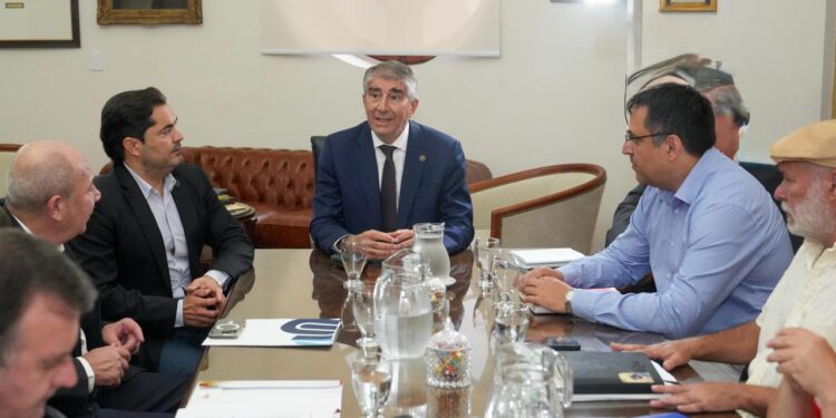 Se realizó la primera reunión paritaria de la administración central.