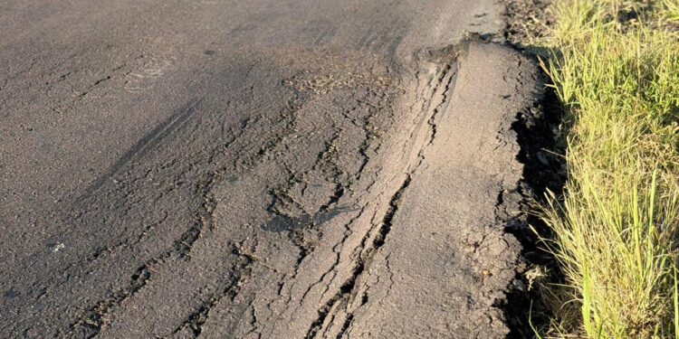 Ruta 11: Scarpin presentó pruebas ante la Justicia y pidió obras urgentes.