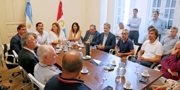 Paritaria de Salud: además del 12,5 de incremento hasta junio, Provincia planteó un 50 % de aumento en el asistencial hospitalario para todos los profesionales.