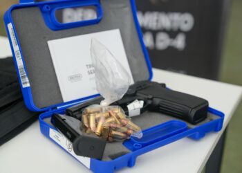 Inversión inédita en seguridad: la Provincia entregó el equipamiento personal a 811 nuevos suboficiales.