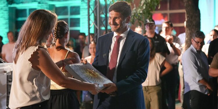 En Esperanza, Pullaro inauguró una escuela que estuvo abandonada por Nación desde 2019.