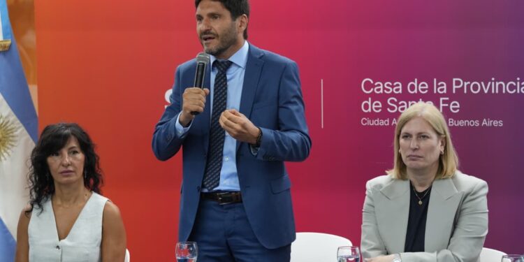 Pullaro lanzó Agroactiva 2026 en Buenos Aires: “Santa Fe volverá a mostrar que la salida de Argentina es con el campo y la industria”.