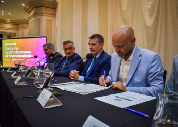 El Mercado Argentino de Valores y Santa Fe lanzaron una herramienta inédita de financiamiento para pymes.