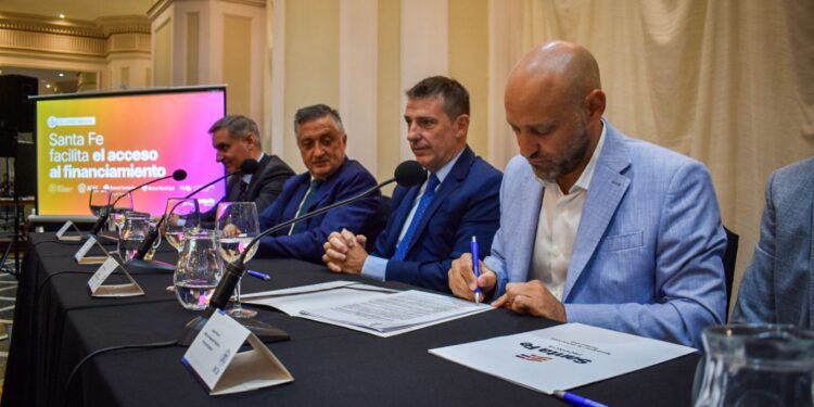 El Mercado Argentino de Valores y Santa Fe lanzaron una herramienta inédita de financiamiento para pymes.