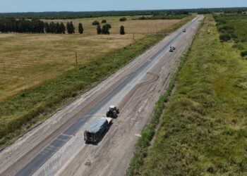 Una obra que cambiará la vida a los vecinos de Intiyaco y Tartagal: Provincia continúa con la pavimentación de la Ruta 31.