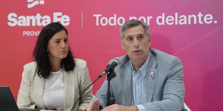 Brindaron detalles del pago de los incrementos salariales a las fuerzas de seguridad a completarse el 16 de marzo.