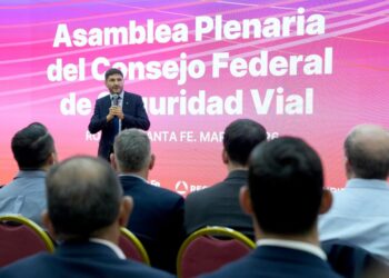 Pullaro impulsa una articulación federal para reducir las muertes por siniestros viales.
