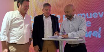 Santa Fe suma a Casafe al programa Impulsa para fortalecer la formación y el empleo en el sector productivo.