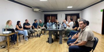 Villa Ocampo: Avances en la gestión de residuos: reunión del Consorcio GIRSU Microregión 1 A con autoridades provinciales.