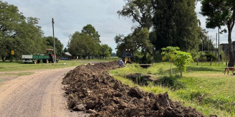 Villa Ocampo: Avanza la ampliación de la red de agua potable en Isleta Centro.