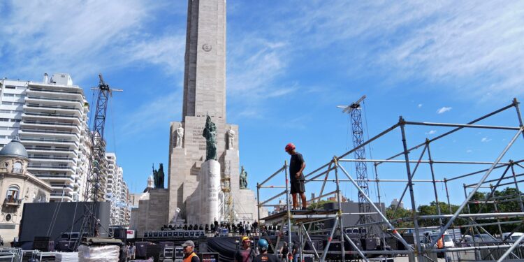 Rosario se prepara para vivir una noche histórica con Fito Páez en el Monumento a la Bandera.