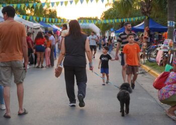 Con una destacada participación de la comunidad, se realizó La Feria Ocampense, en el marco del Mes de la Mujer.