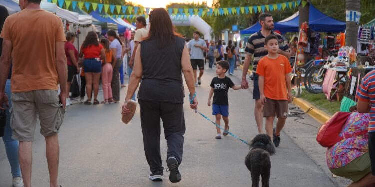Con una destacada participación de la comunidad, se realizó La Feria Ocampense, en el marco del Mes de la Mujer.