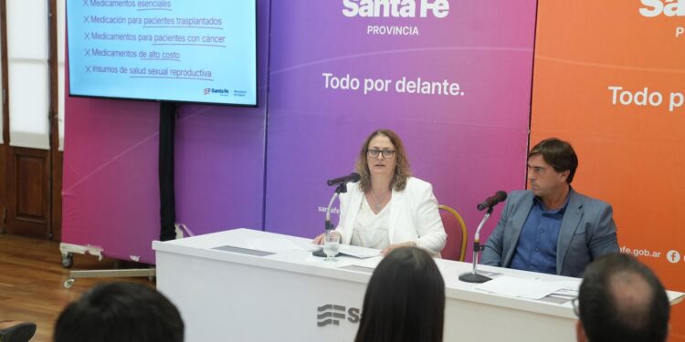 Ante la retracción de Nación, Santa Fe refuerza su sistema de salud con fondos propios.