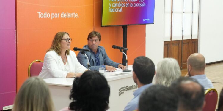 Provincia refuerza con fondos propios la cobertura de medicamentos para pacientes con cáncer.