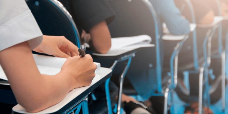 Villa Ocampo: Reunión informativa para beneficiarios de becas estudiantiles 2026.