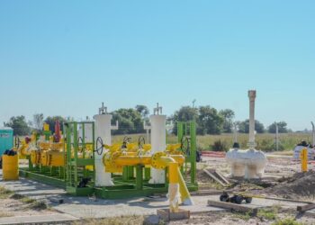 Provincia concretó la conexión del Gasoducto Metropolitano: “No parar la obra pública es una decisión estratégica”, dijo Puccini.