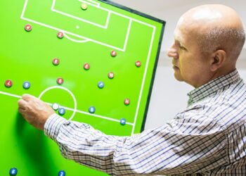 Villa Ocampo realizará una clínica habilitante para entrenadores de fútbol infantil.